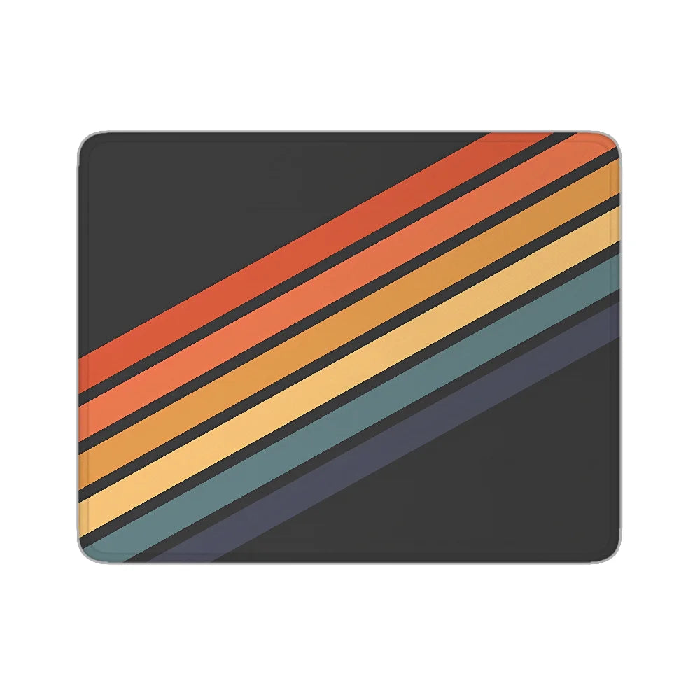RetroGroove Classic – 70s-Inspired Non-Slip Rubber Mouse Pad for Gaming & Workstations